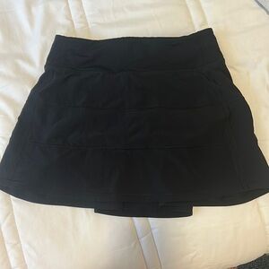 Lululemon black tennis skirt size 4 tall
